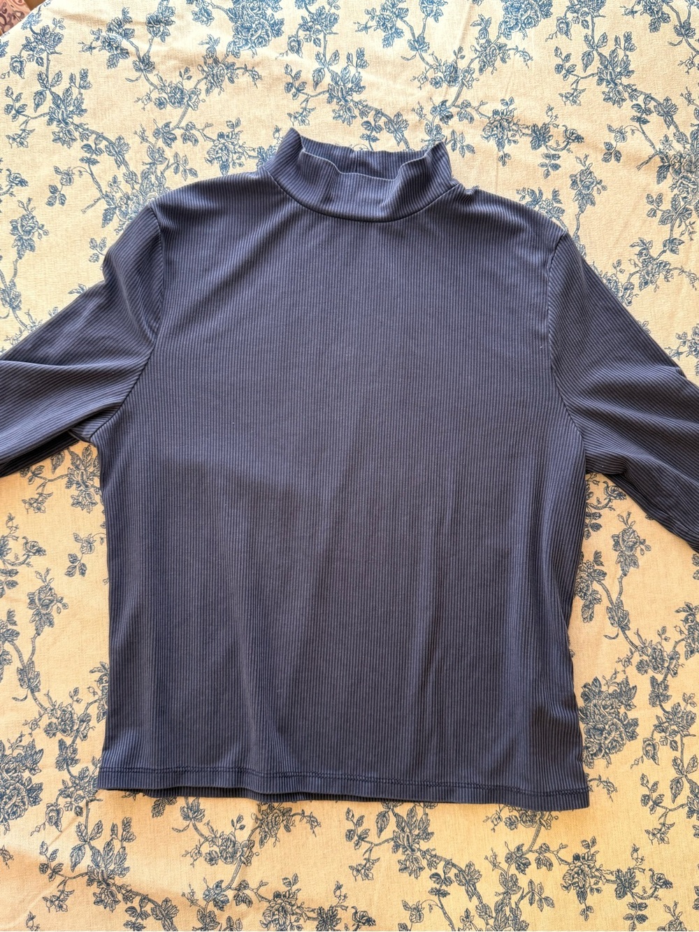 2 “A New Day” Women's Navy & Black Ribbed Mock Neck Tops